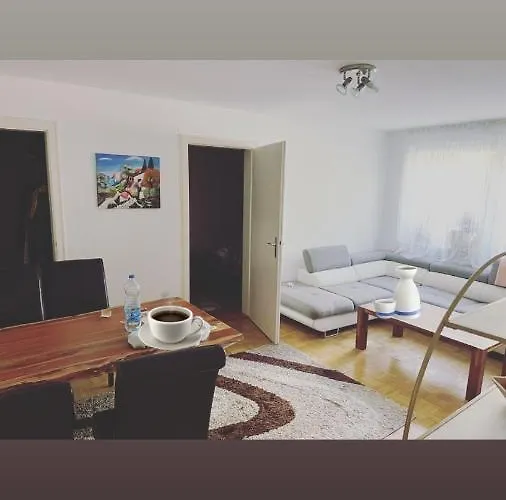Schoene 45Qm Grosse Wohnung In Muenchen Schwabing, 5 Min Vom Fussball Stadium Entfernt,5 Min Bis Zum Stadtzentrum